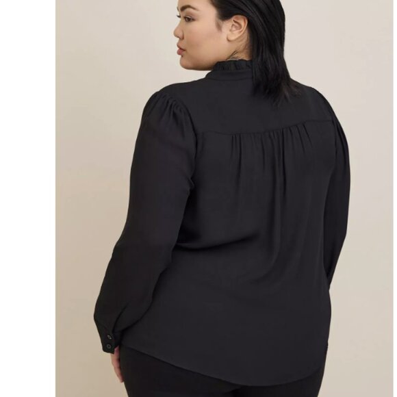 New Torrid 3X Madison Georgette Ruffle Mock Neck Button Up Shirt Preppy Office - Picture 2 of 12